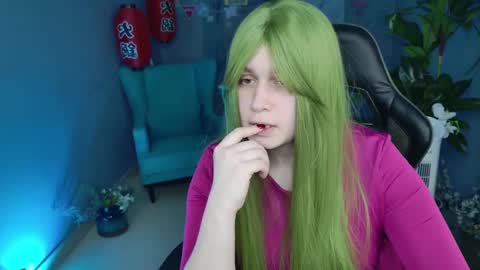 Snapshot of fioramarmoris chatting on 02.17.25 fiora online show from 02.17.25