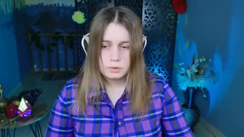 Snapshot of fioramarmoris chatting on 03.11.25 fiora online show from 03.11.25