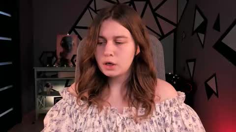 Snapshot of fioramarmoris chatting on 11.14.25 fiora online show from 11.14.25