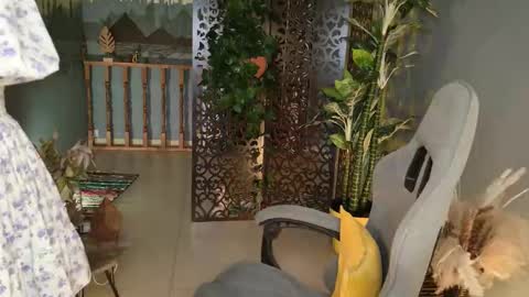 Snapshot of fioramarmoris chatting on 11.17.25 fiora online show from 11.17.25