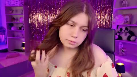 fiora online show from 04.12.26