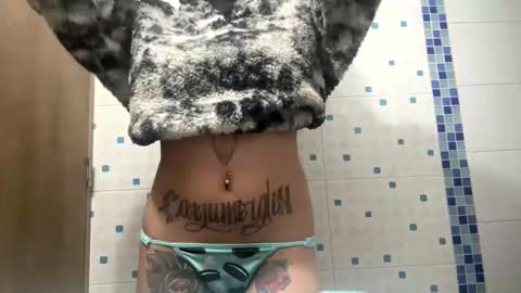 Snapshot of fiorella_up1 chatting on 09.15.25 F I O R E L L A  online show from 09.15.25