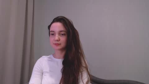 fireflies_fly_ online show from 03.12.25