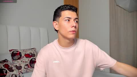 Nicolas online show from 01.09.26