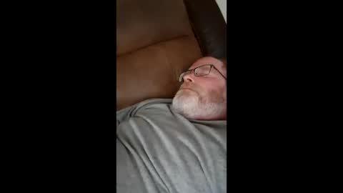 Snapshot of fishingaroundforanything chatting on 01.18.26 Hercomeonmyface online show from 01.18.26