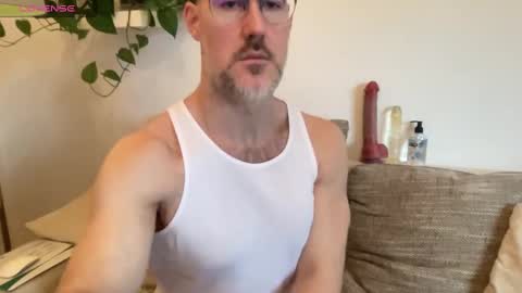 Snapshot of fit_rubinho chatting on 01.04.25 Rubn online show from 01.04.25