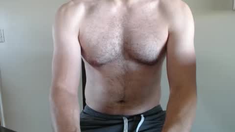 fithubby80 online show from 10.31.25