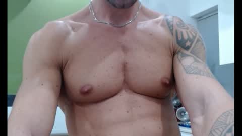 Snapshot of fitness1989 chatting on 09.23.25 fitness1989 online show from 09.23.25