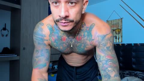 Snapshot of fitnolan chatting on 02.04.25 Elias Valencia online show from 02.04.25