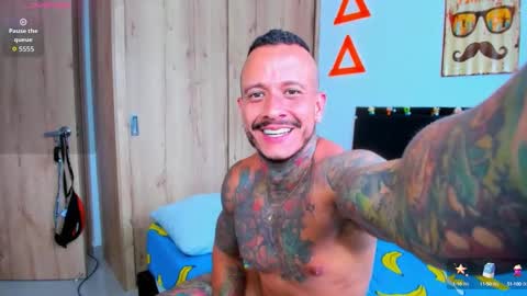 Snapshot of fitnolan chatting on 10.03.25 Elias Valencia online show from 10.03.25