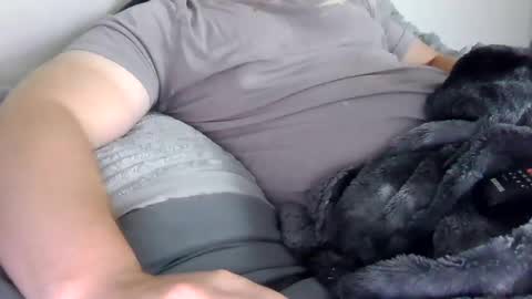 fitsutd23 online show from 09.10.25