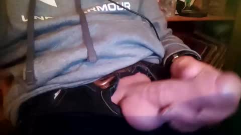 Snapshot of fiveforwilly1 chatting on 12.26.24 Markus online show from 12.26.24