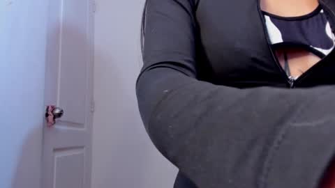 Snapshot of flaca_57 chatting on 12.03.25 FLACA online show from 12.03.25