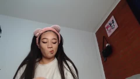 tteo  Sienna  online show from 11.08.25