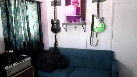 Flannel Dong online show from 03.26.26