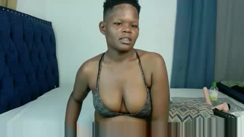 Snapshot of flaquo1 chatting on 10.25.25 flaquo1 online show from 10.25.25