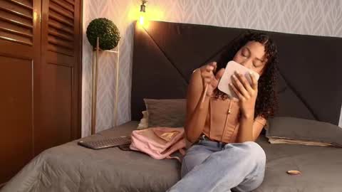 Flavia online show from 11.11.25