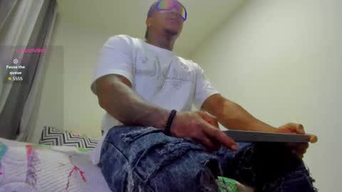 Flex Taylor  online show from 01.19.26