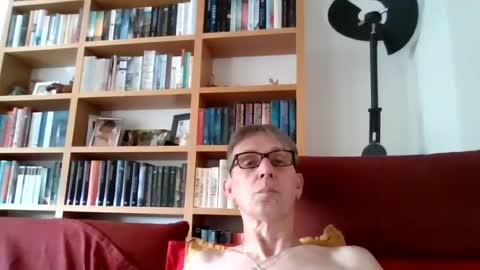 Snapshot of flinx71 chatting on 08.05.26 Ralf online show from 08.05.26