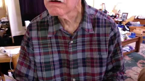 Snapshot of flip4u chatting on 02.28.25 flip4u online show from 02.28.25