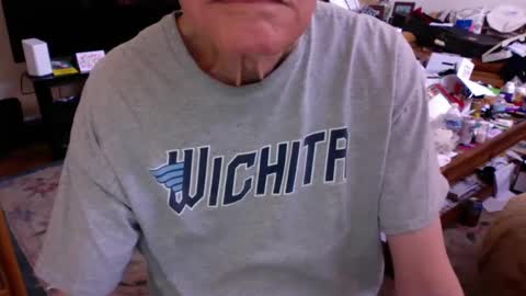 Snapshot of flip4u chatting on 09.17.25 flip4u online show from 09.17.25