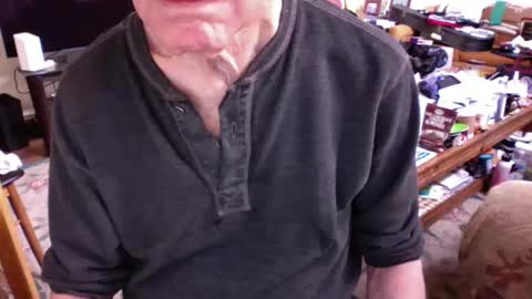 Snapshot of flip4u chatting on 11.23.25 flip4u online show from 11.23.25