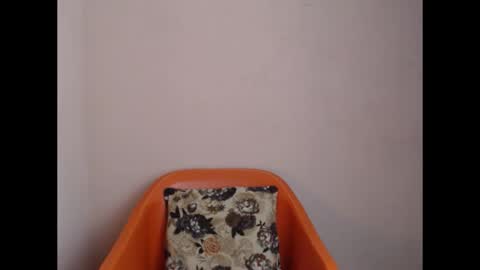 Snapshot of flirtxxdiva chatting on 12.15.25 flirtxxdiva online show from 12.15.25