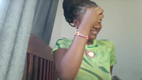 flirty_arrya online show from 04.24.26
