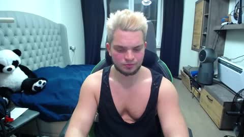 Snapshot of flirty_sugar chatting on 11.15.25 Flirty sugar online show from 11.15.25