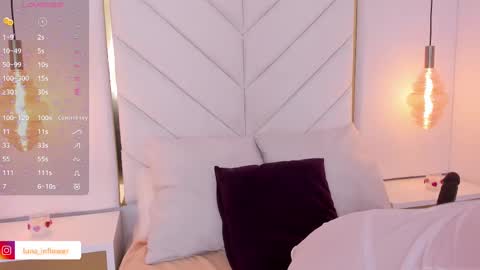 Snapshot of flor_deluna chatting on 02.12.25 Luna online show from 02.12.25