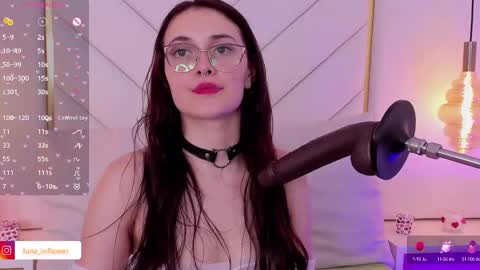 Snapshot of flor_deluna chatting on 02.28.25 Luna online show from 02.28.25