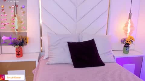 Snapshot of flor_deluna chatting on 10.26.25 Luna online show from 10.26.25