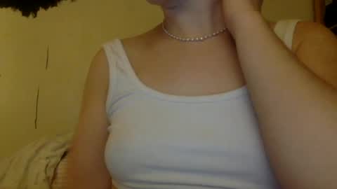 Snapshot of floraexploration chatting on 01.18.25 floraexploration online show from 01.18.25