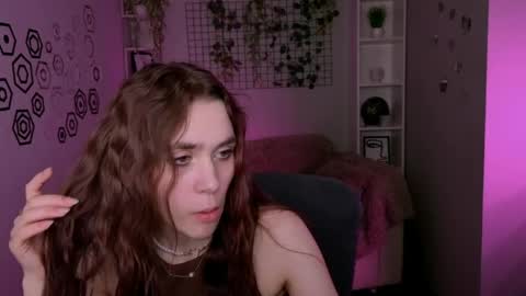 florence_barker online show from 05.07.26