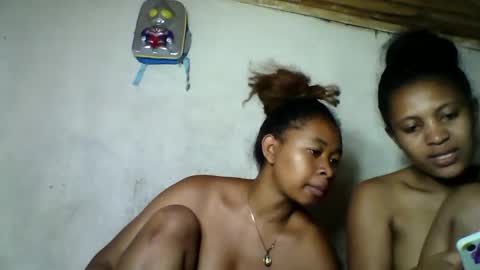 florencia011 online show from 10.21.25