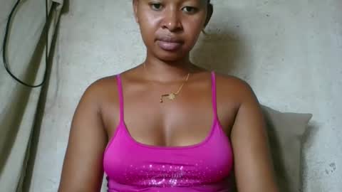 Snapshot of florencia011 chatting on 04.02.26 florencia011 online show from 04.02.26