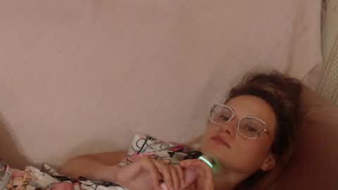 Snapshot of flowercandydoll13 chatting on 07.02.26 say meow and send tip online show from 07.02.26