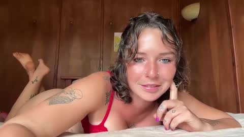 Snapshot of flowergirl448844 chatting on 09.11.25 Flowergirl online show from 09.11.25