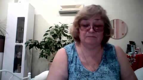 Flowerlower online show from 02.11.25