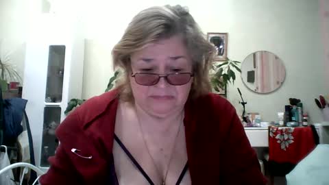 Flowerlower online show from 02.23.25