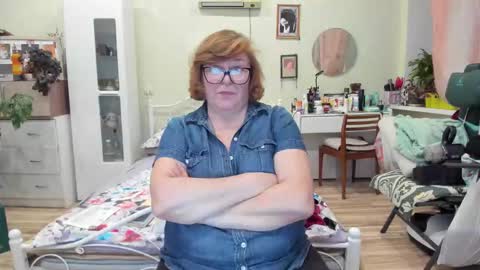 Flowerlower online show from 12.05.25