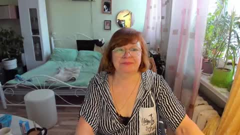 Flowerlower online show from 02.05.26