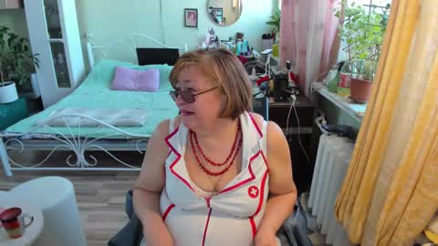 Flowerlower online show from 02.25.26