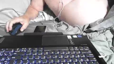 Snapshot of flshowman chatting on 06.14.26 FLshowman online show from 06.14.26