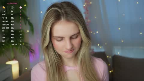 Adeline online show from 12.04.24