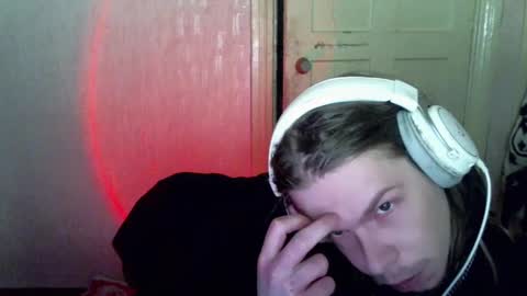 Snapshot of fluffy_boney chatting on 12.03.24 Alexey online show from 12.03.24