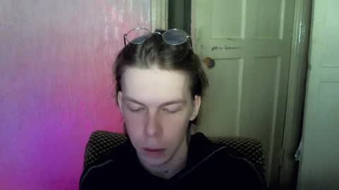 Snapshot of fluffy_boney chatting on 12.20.24 Alexey online show from 12.20.24