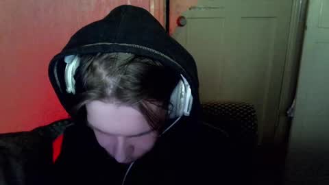 Snapshot of fluffy_boney chatting on 12.30.24 Alexey online show from 12.30.24