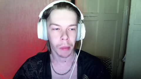 Snapshot of fluffy_boney chatting on 12.31.24 Alexey online show from 12.31.24