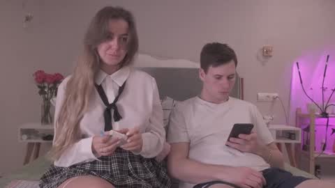 Snapshot of fluffy_hat chatting on 01.27.25 Fluffy and Krut online show from 01.27.25